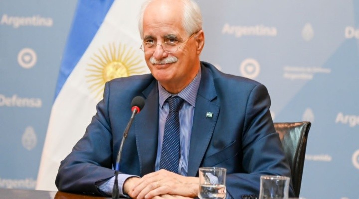 taiana_2.jpeg_881206988